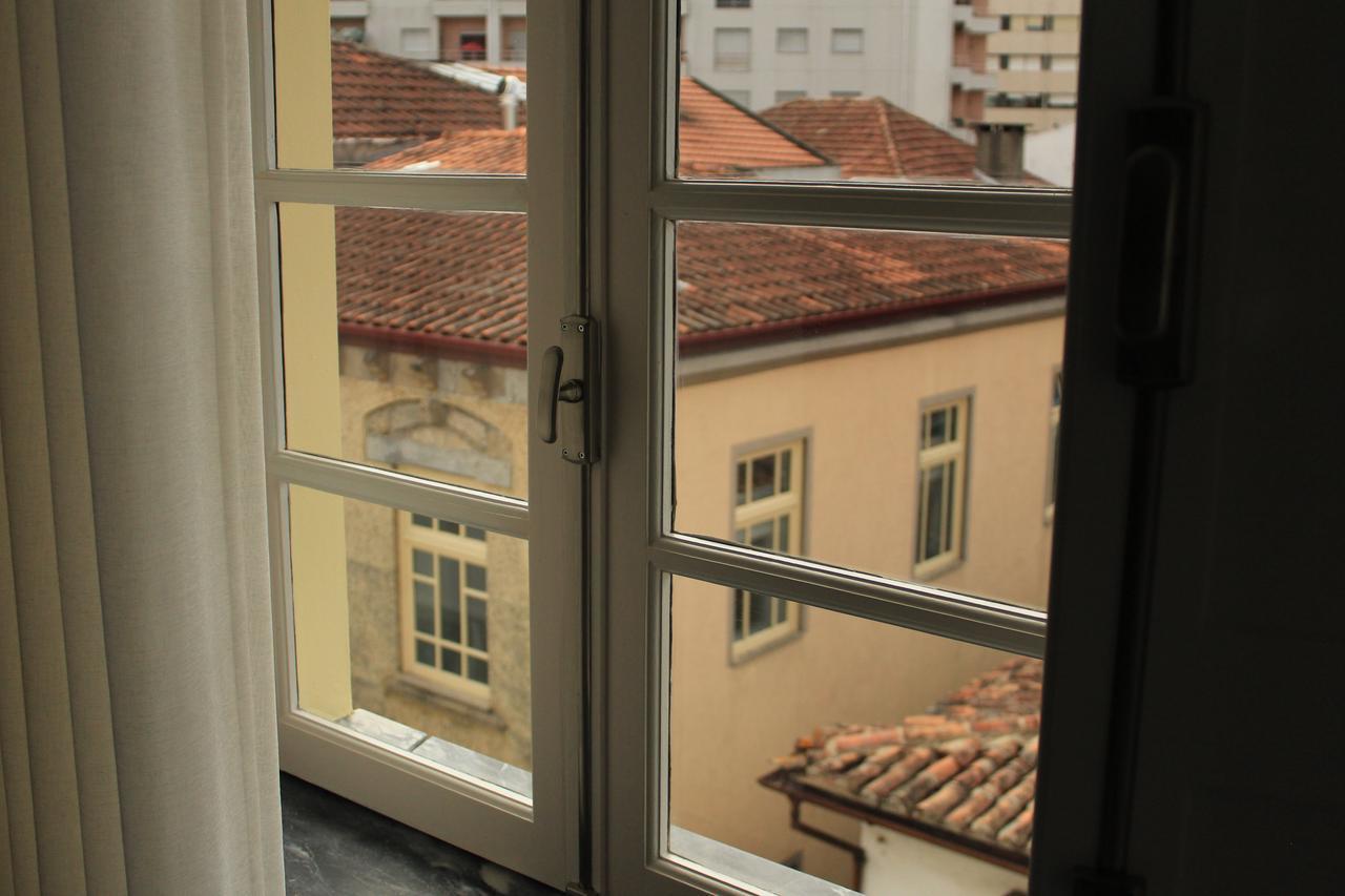 Amelia'S House Ostello Braga Esterno foto